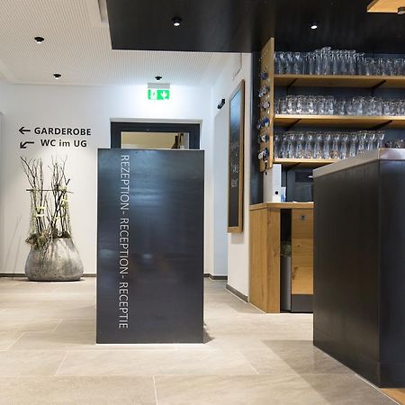 Landgasthof Zahn Elchingen Bagian luar foto