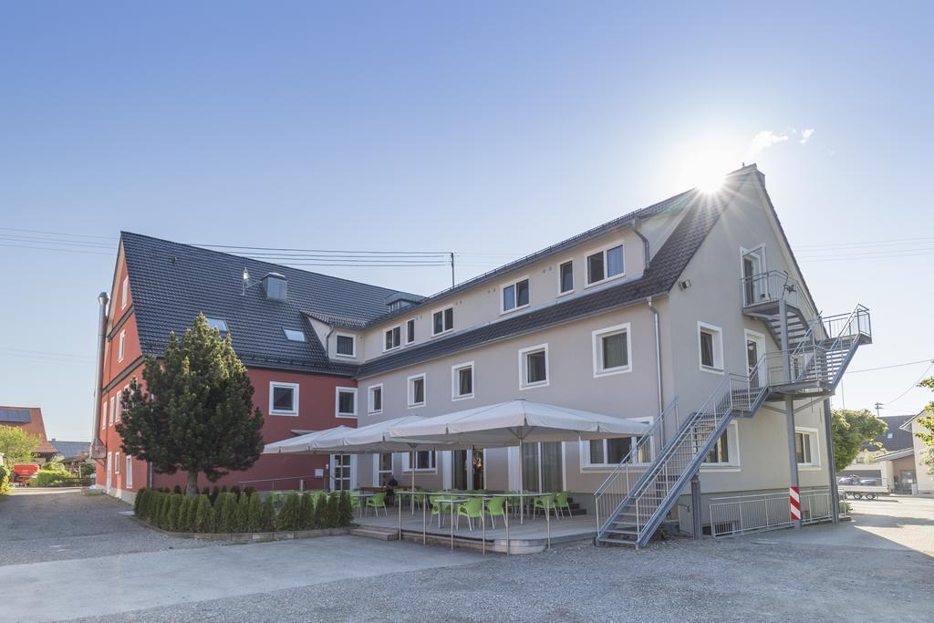 Landgasthof Zahn Elchingen Bagian luar foto