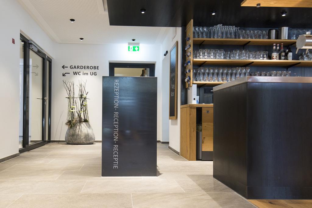 Landgasthof Zahn Elchingen Bagian luar foto